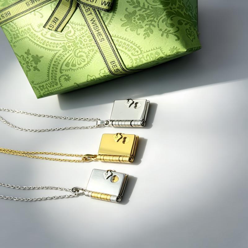 Kalung Amplop dengan Teks Kust - Custom Photo Book ulasan dan harga